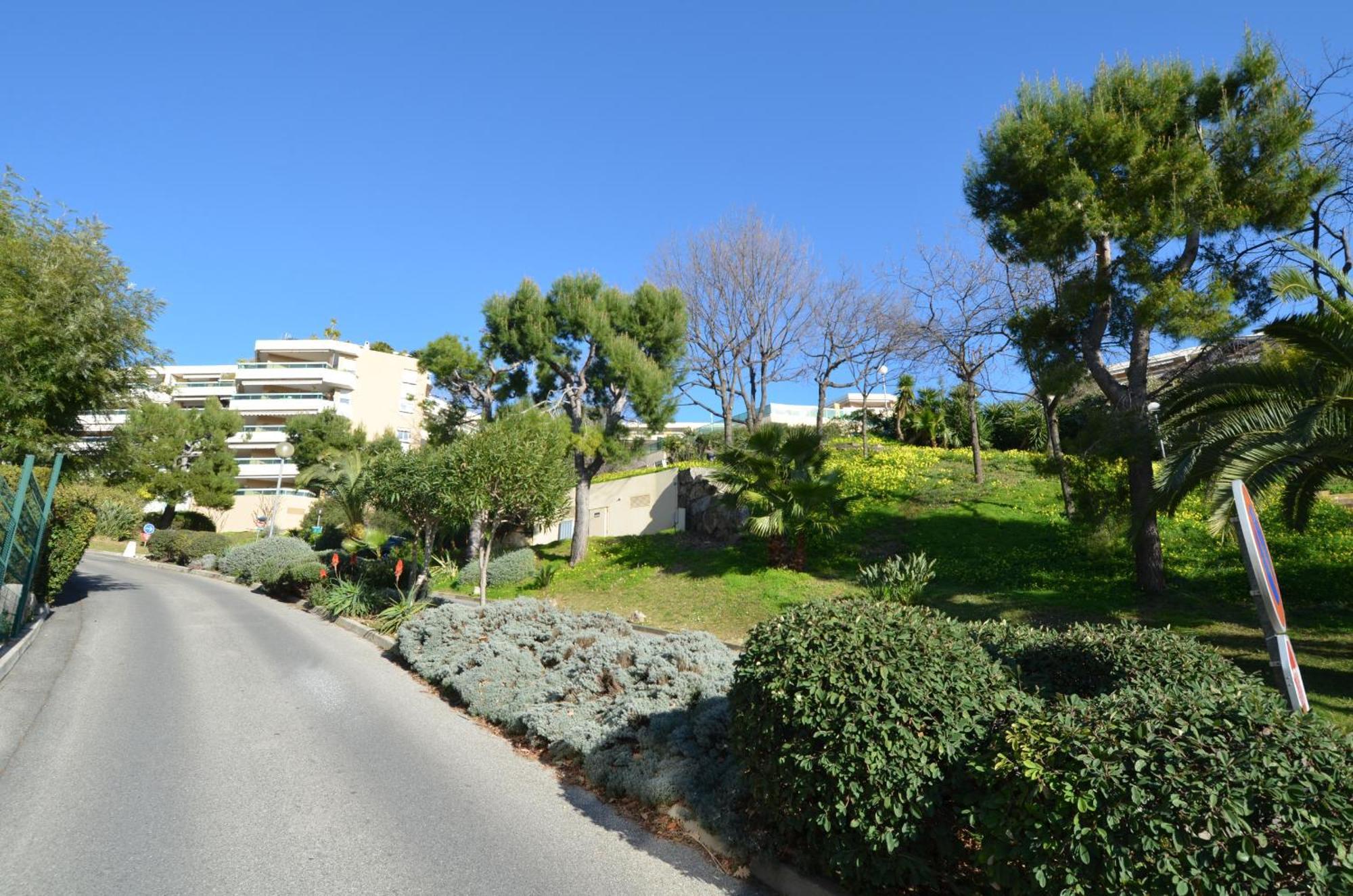Appartement 5 personnes avec piscine sur la Corniche Fleurie à Nice Exterior foto