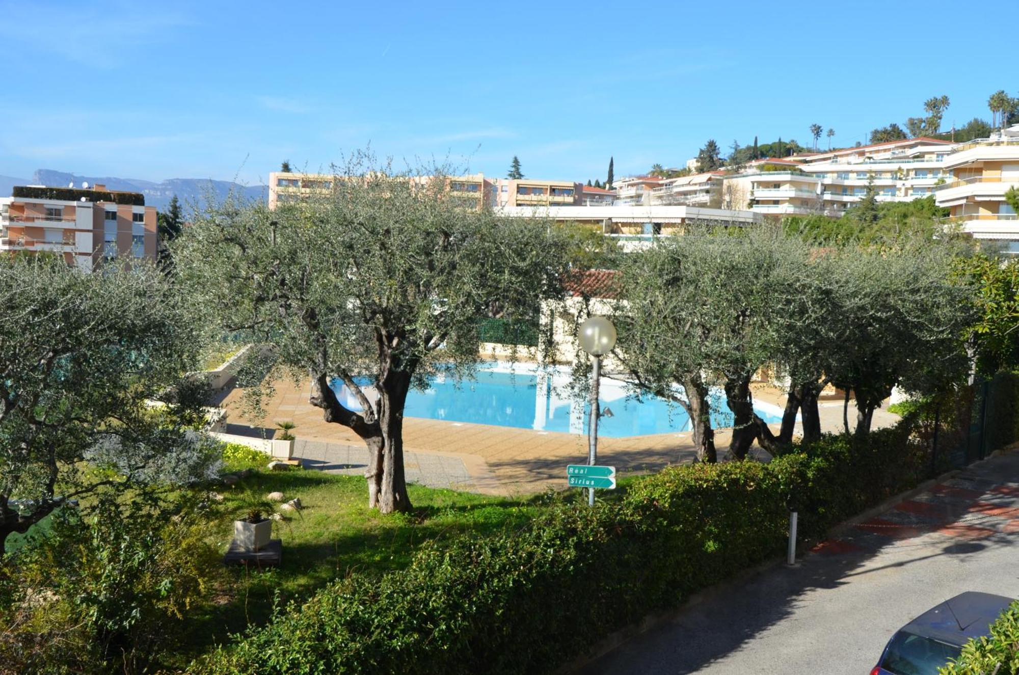 Appartement 5 personnes avec piscine sur la Corniche Fleurie à Nice Exterior foto